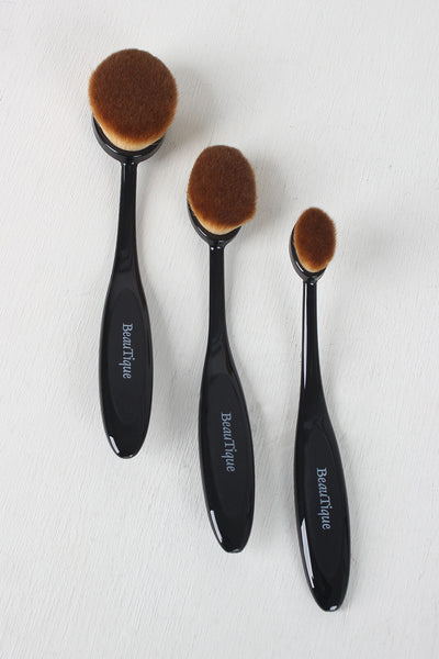 Beautique Blending And Contouring Oval Brush Set