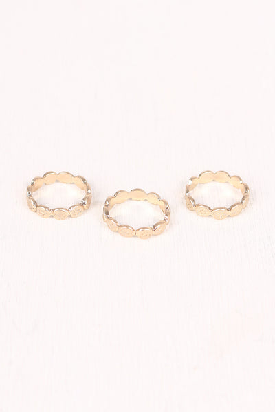 Scalloped Textured Ring Set