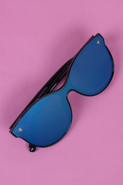 Alluring Mirrored Lenses Sunglasses